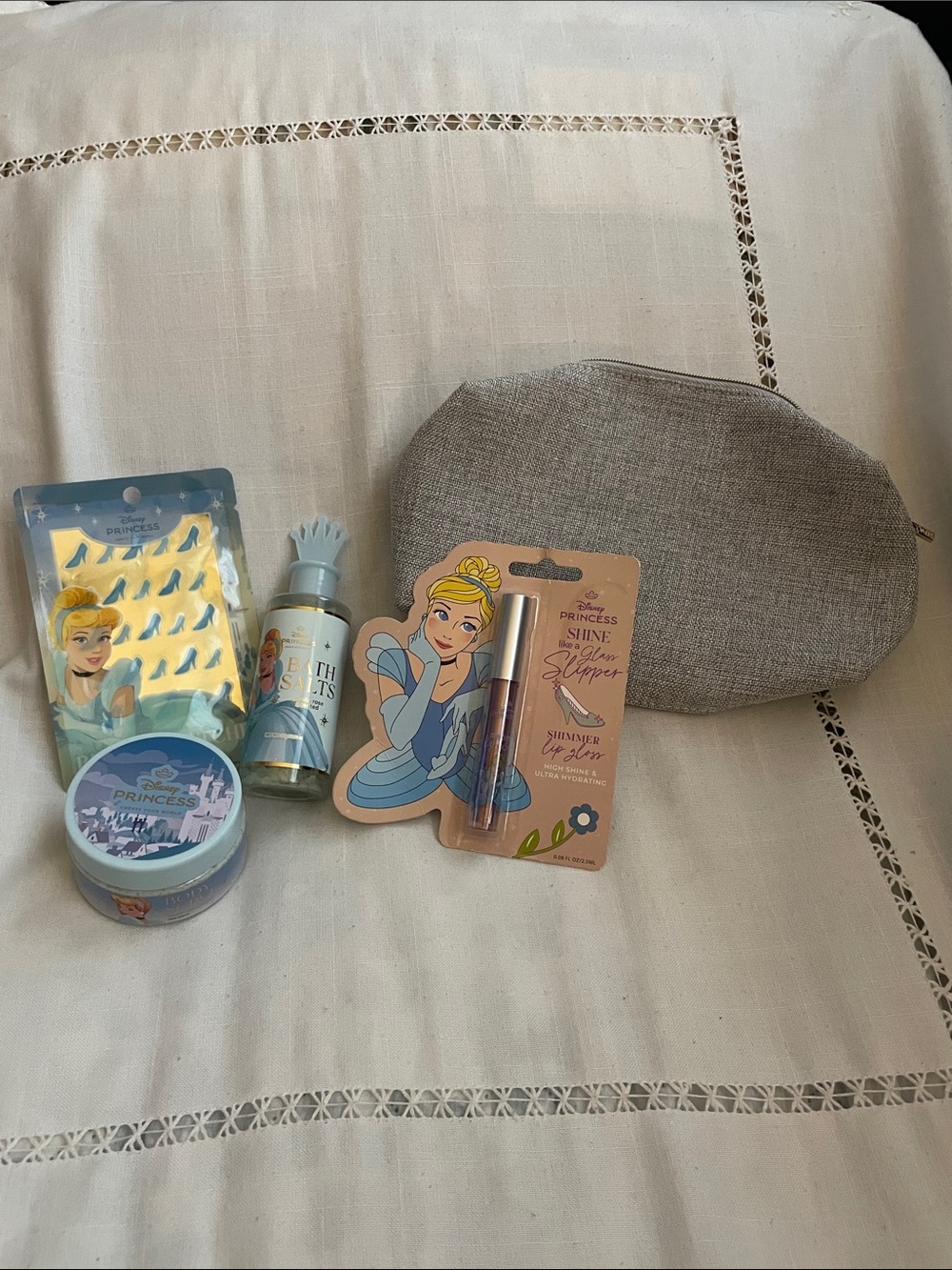 Disney Princess Kids Accessory Set - Lancome Gray Pouch NEW